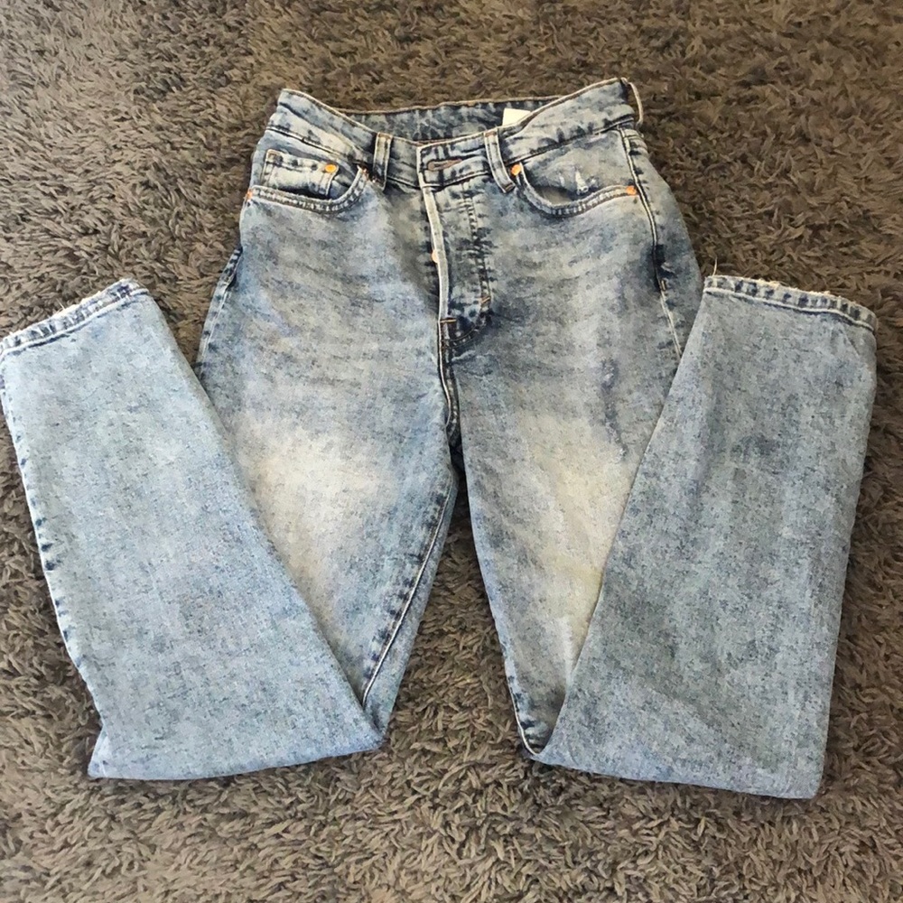 H&M high waisted mom jean